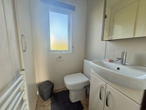 WC- click for photo gallery